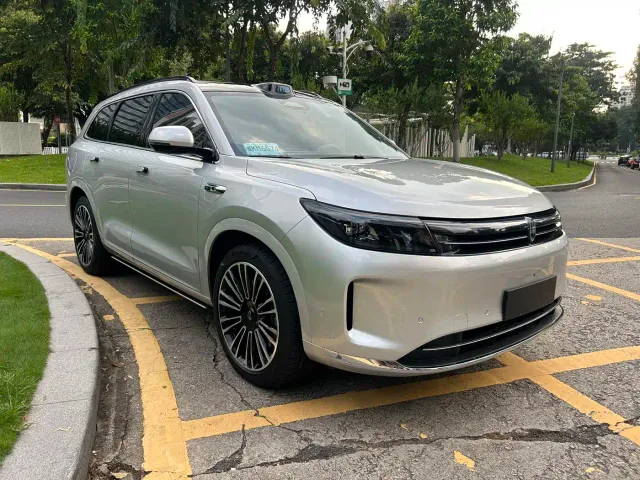 Aito M7 — Фото автомобиля 3