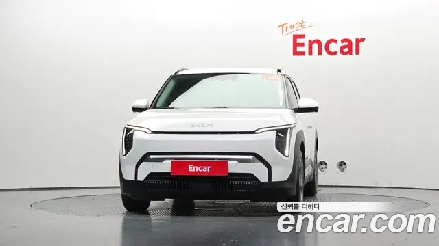 Kia EV3 — Фото автомобиля 3