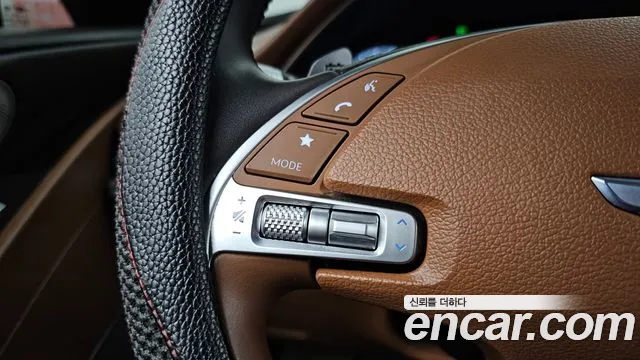 Genesis G80 Electrified G80 (RG3) — Фото автомобиля 21