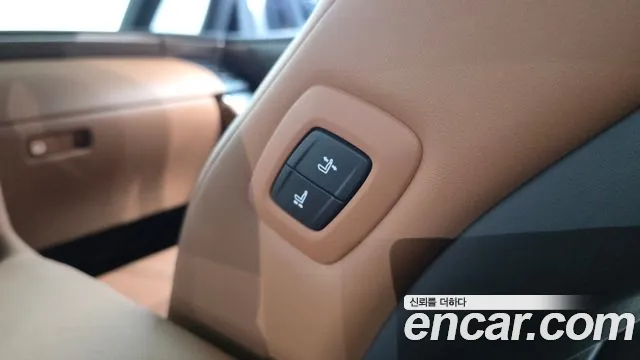 Toyota Alphard — Фото автомобиля 27
