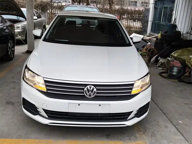 Volkswagen Lavida — Фото автомобиля 2