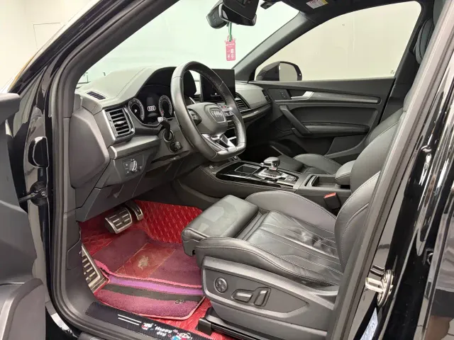 Audi Q5L — Фото автомобиля 4