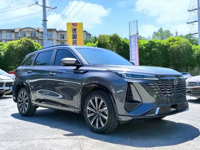 Changan CS75 Plus — Фото автомобиля 3
