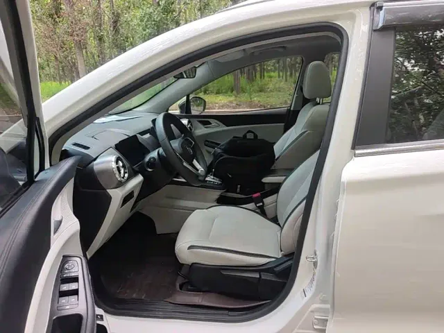 BYD Yuan Pro — Фото автомобиля 14
