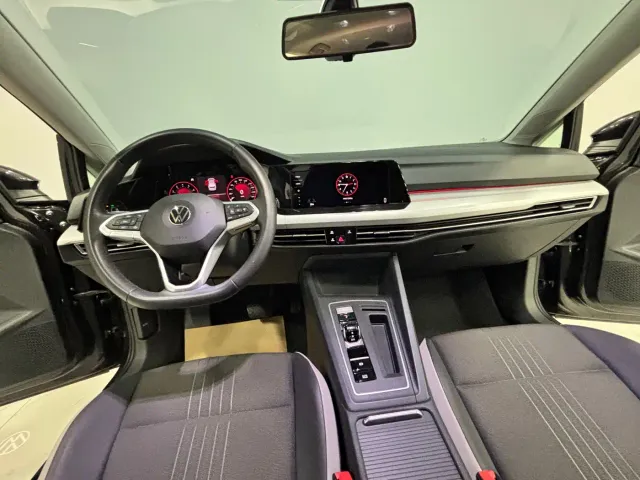 Volkswagen Golf — Фото автомобиля 7