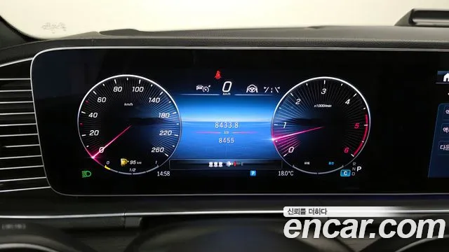 Mercedes-Benz GLE-Class — Фото автомобиля 8