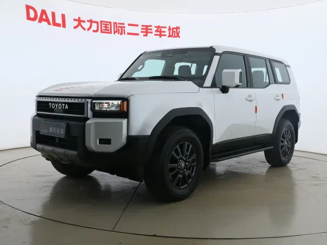 Фотография автомобиля — Toyota Prado