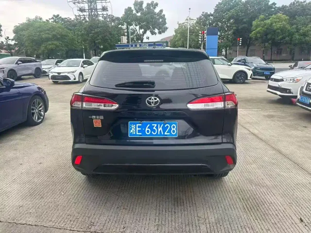 Toyota Corolla Cross — Фото автомобиля 4