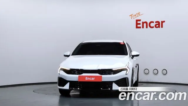 Kia K5 Signature — Фото автомобиля 3