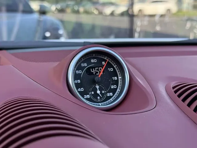 Porsche 718 — Фото автомобиля 10
