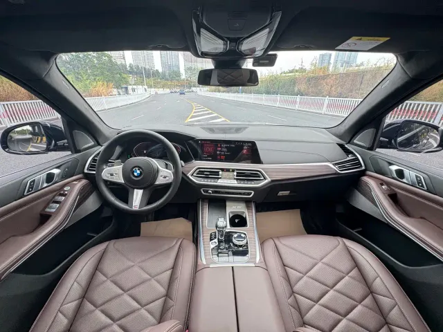 BMW X5 — Фото автомобиля 19