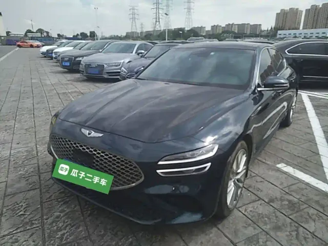 Фотография автомобиля — Genesis G70