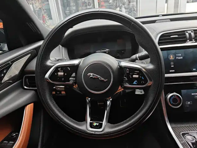 Jaguar XEL — Фото автомобиля 15