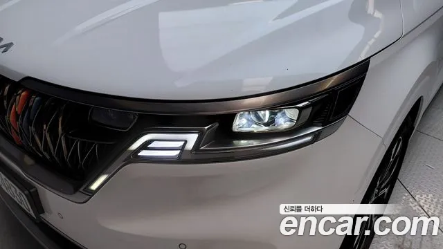 Kia Canival Carnival 4 поколение Бензин 9 мест Signature — Фото автомобиля 21