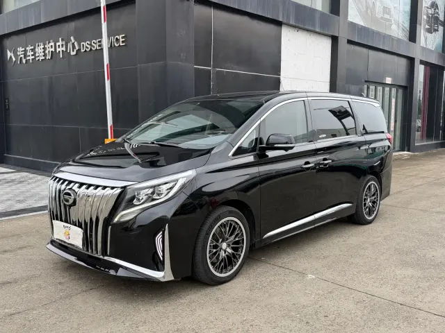Фотография автомобиля — GAC Trumpchi M8