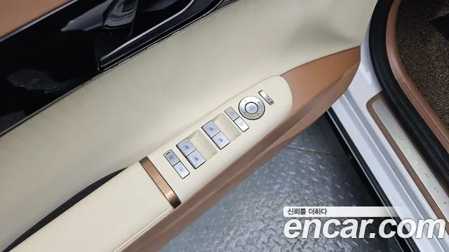 Hyundai Grandeur GN7 — Фото автомобиля 19