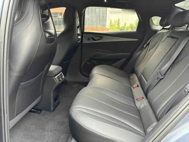 BYD Seal 06 — Фото автомобиля 22