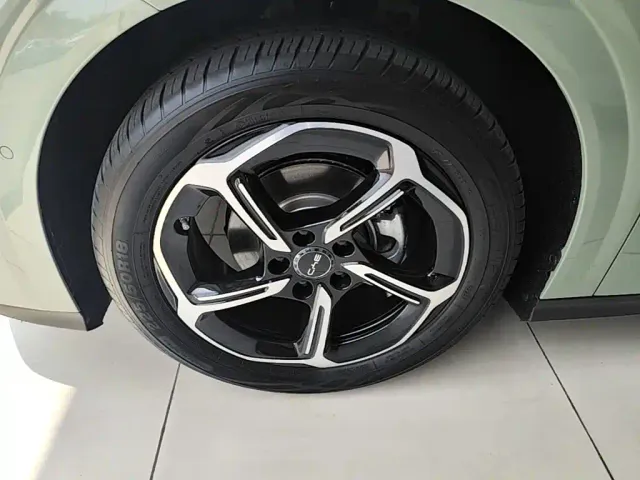 BYD Seal 06 GT — Фото автомобиля 22