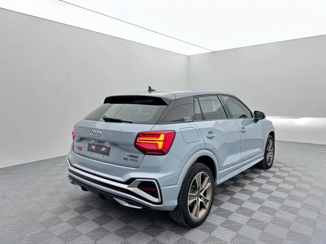Audi Q2L — Фото автомобиля 6