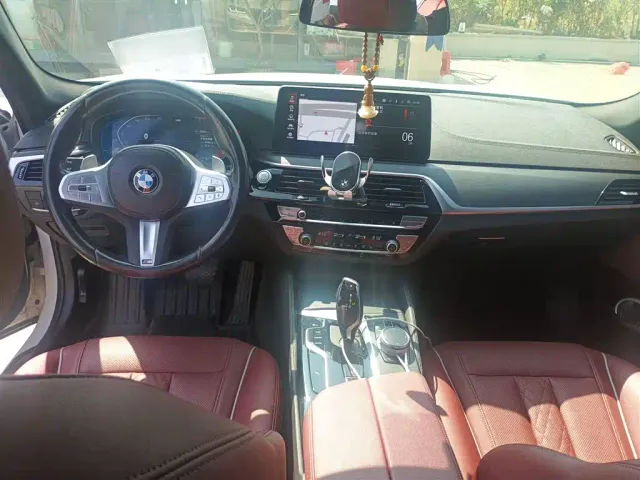 BMW 5 Series — Фото автомобиля 5