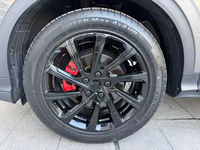 Geely Binyue — Фото автомобиля 6