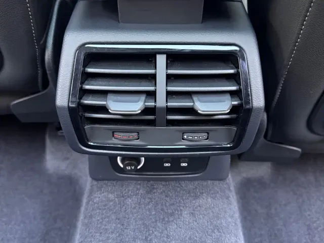 Audi Q3 — Фото автомобиля 23
