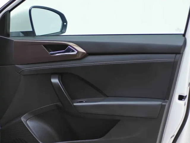 Volkswagen Tharu — Фото автомобиля 9