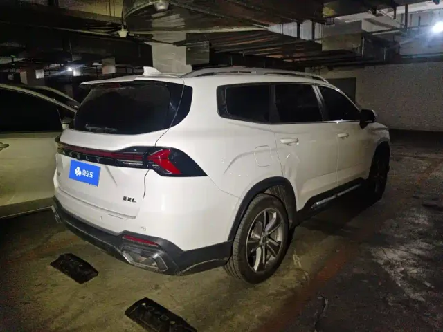Geely Haoyue L 2024 Model 2.0T DCT Premium — Фото автомобиля 3