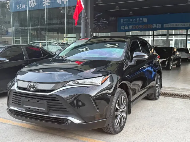 Фотография автомобиля — Toyota Harrier
