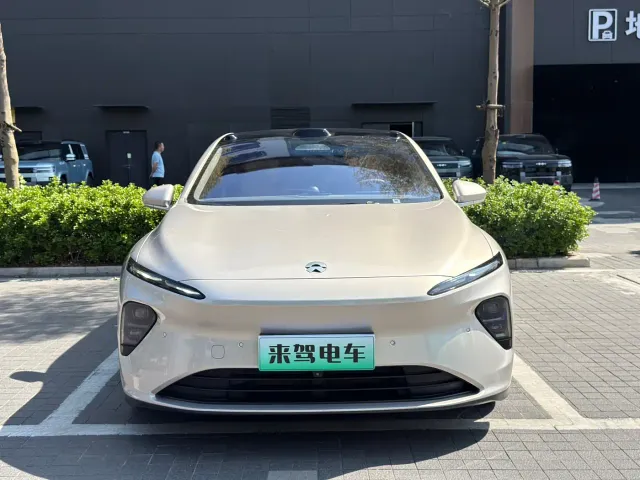 Nio ET7 — Фото автомобиля 2