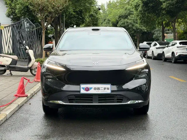 Buick Zhijing E7 — Фото автомобиля 2