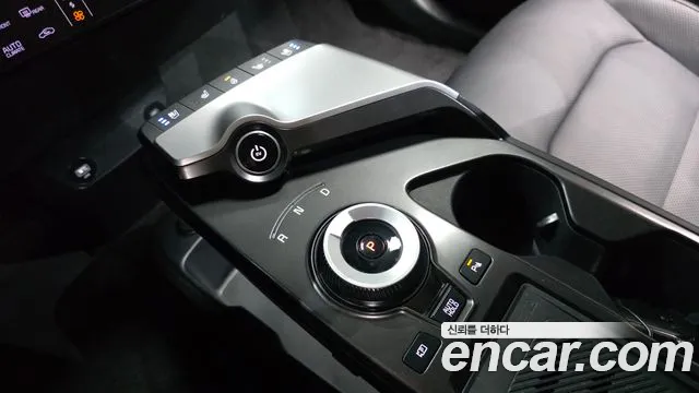 Kia EV6 — Фото автомобиля 12