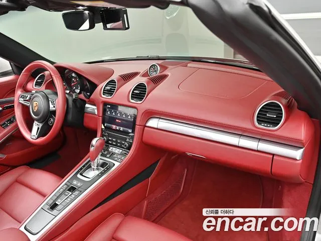 Porsche 718 — Фото автомобиля 7
