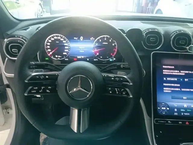 Mercedes-Benz C-Class — Фото автомобиля 10