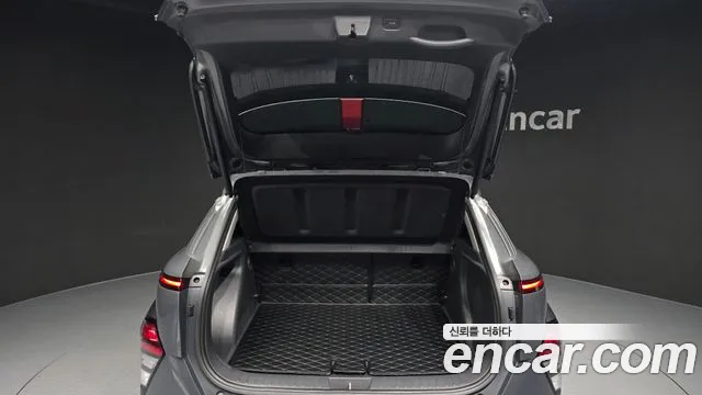 Hyundai Kona Kona (SX2) Бензин 1.6 турбо 2WD — Фото автомобиля 17