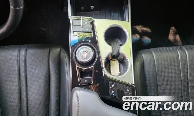 Kia K8 — Фото автомобиля 15