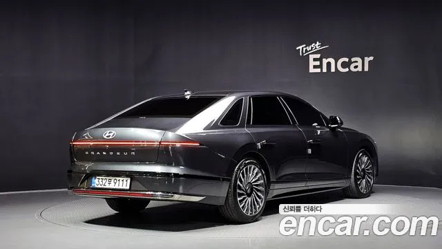 Hyundai Grandeur GN7 — Фото автомобиля 2