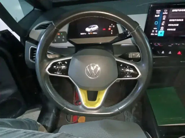 Volkswagen ID.3 — Фото автомобиля 10