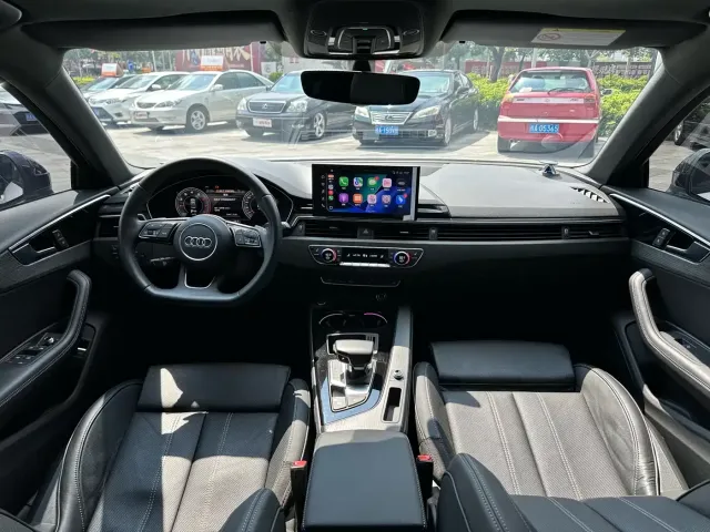Audi A4L — Фото автомобиля 14