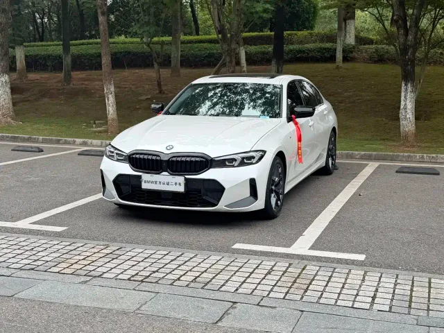 BMW 3 Series — Фото автомобиля 2