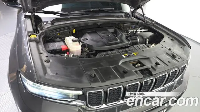 Jeep Cherokee Grand Cherokee(WL) L 3.6 Overland — Фото автомобиля 6