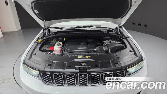 Jeep Cherokee Grand Cherokee(WL) L 3.6 Summit Reserve — Фото автомобиля 6