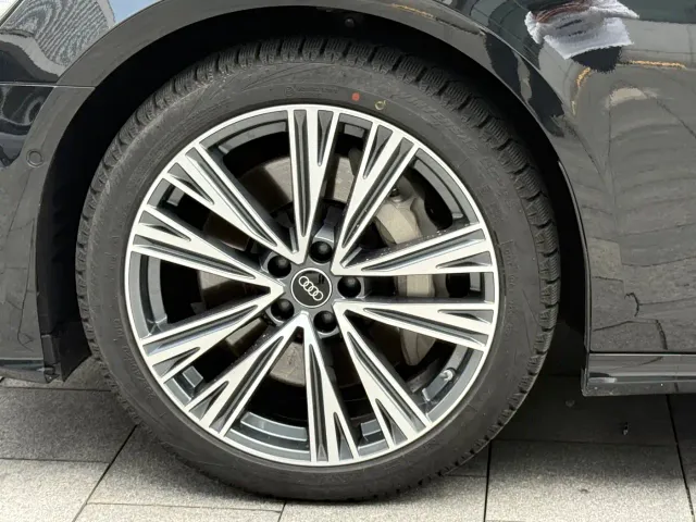 Audi A6L — Фото автомобиля 10