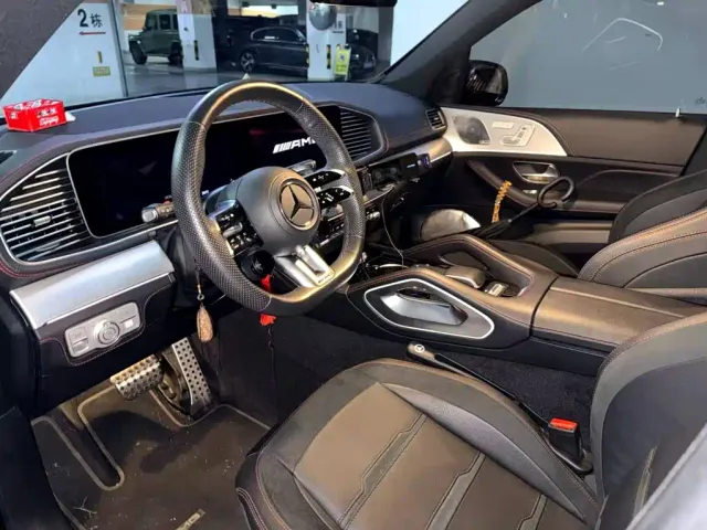 Mercedes-Benz GLE-Class AMG — Фото автомобиля 10