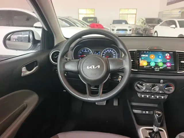 Kia Huan Chi — Фото автомобиля 10