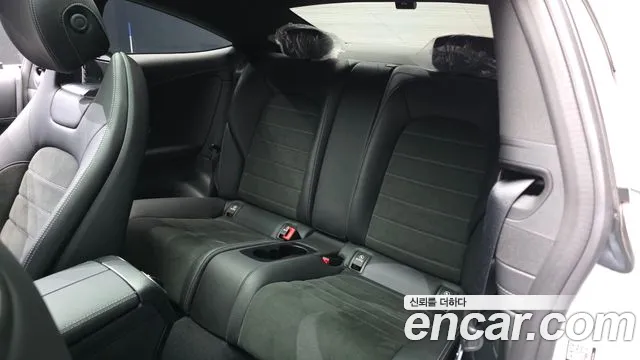 Mercedes-Benz C-Class — Фото автомобиля 12