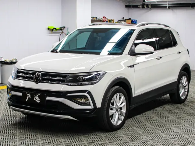 Фотография автомобиля — Volkswagen T-Cross