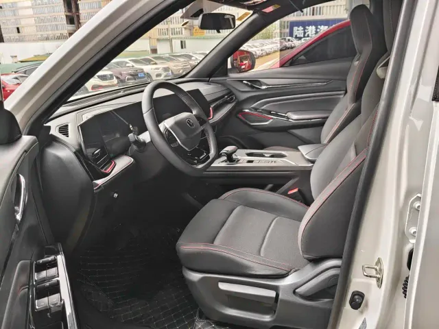 Changan X5 Plus — Фото автомобиля 4