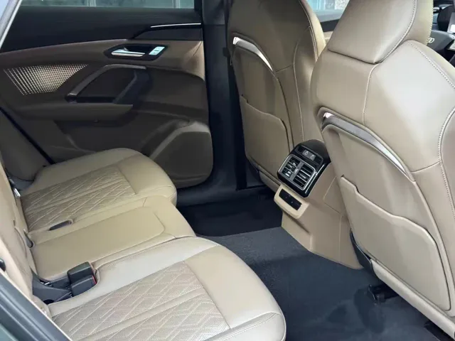 Audi Q5L — Фото автомобиля 9