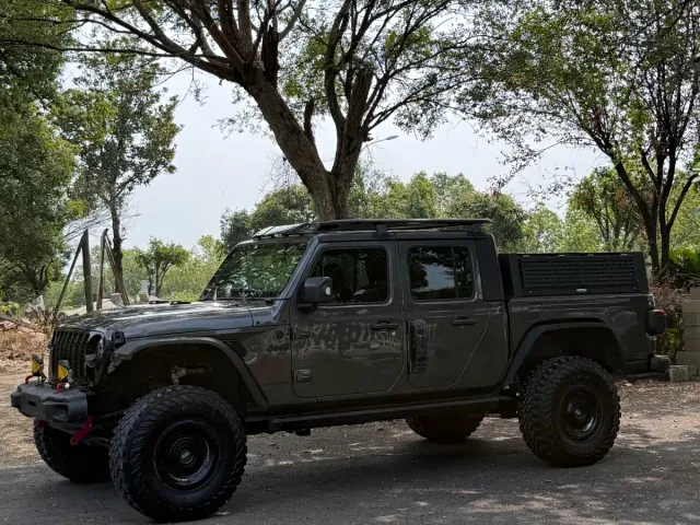 Jeep Gladiator — Фото автомобиля 8